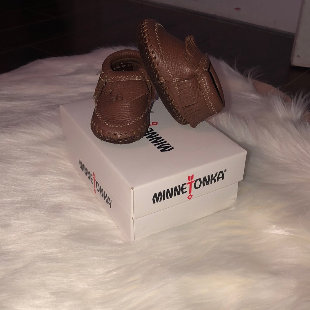 Minnetonka baby shoes